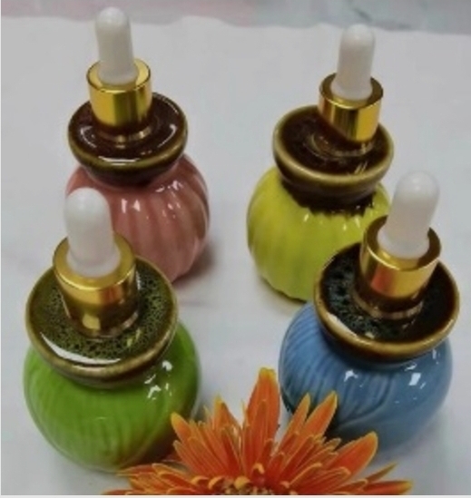 قارورة سيراميك للزيوت العطرية
